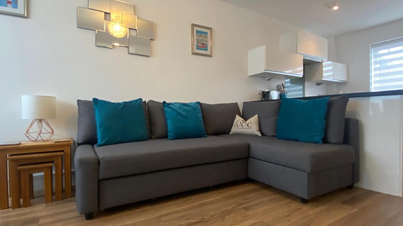 Comfy 2 Bed House Located At Wareham Train Station Vila Exterior foto