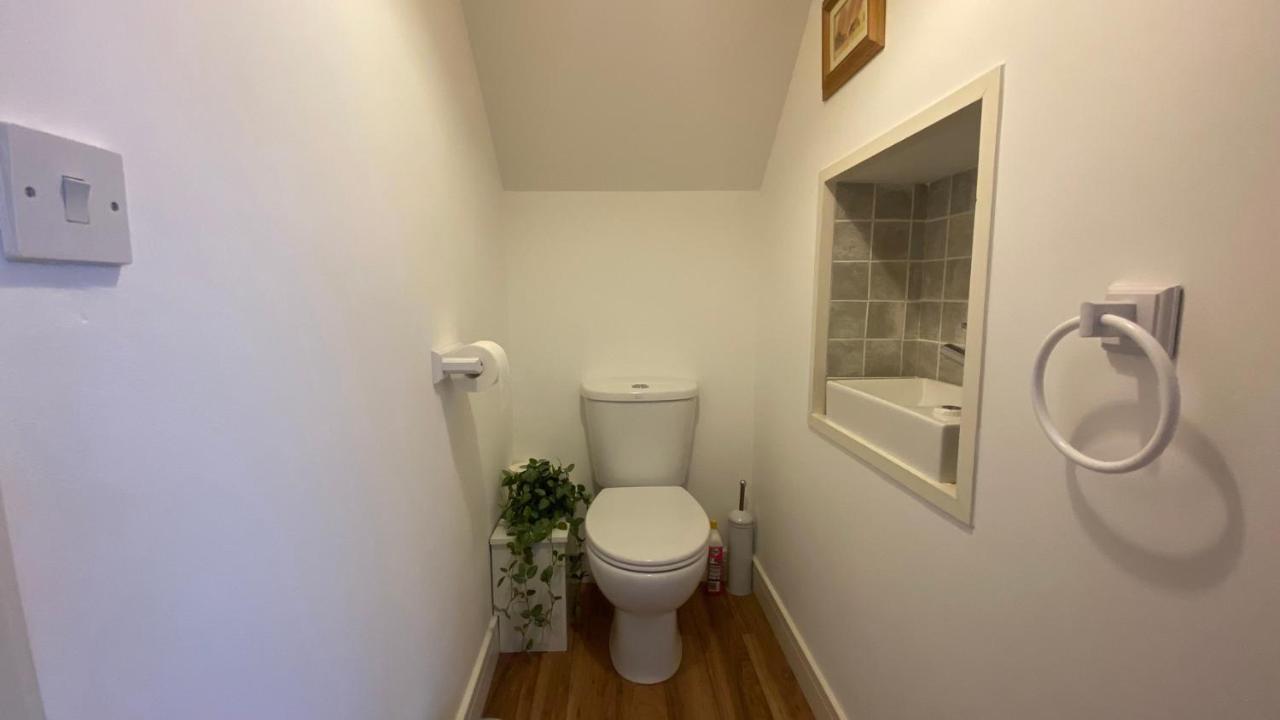 Comfy 2 Bed House Located At Wareham Train Station Vila Exterior foto