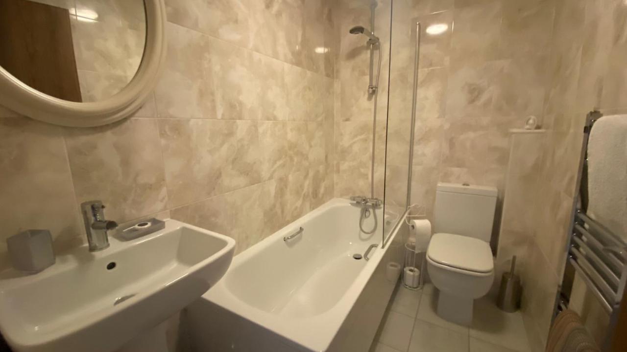 Comfy 2 Bed House Located At Wareham Train Station Vila Exterior foto