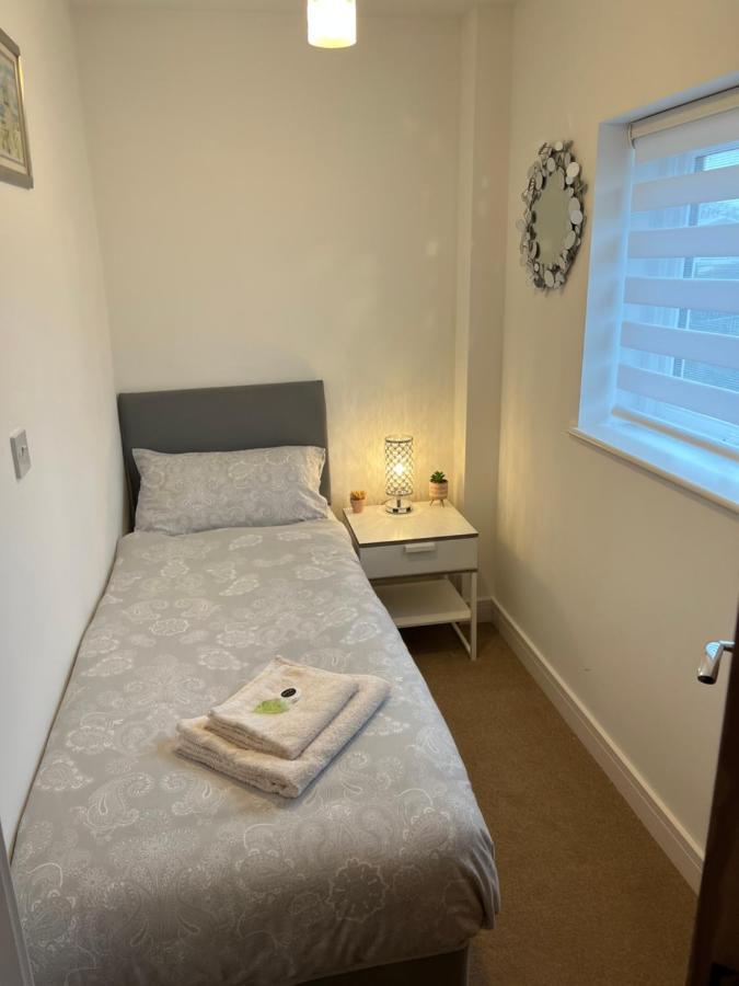Comfy 2 Bed House Located At Wareham Train Station Vila Exterior foto